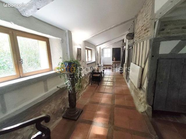 Maison vente à Lisieux, Normandie