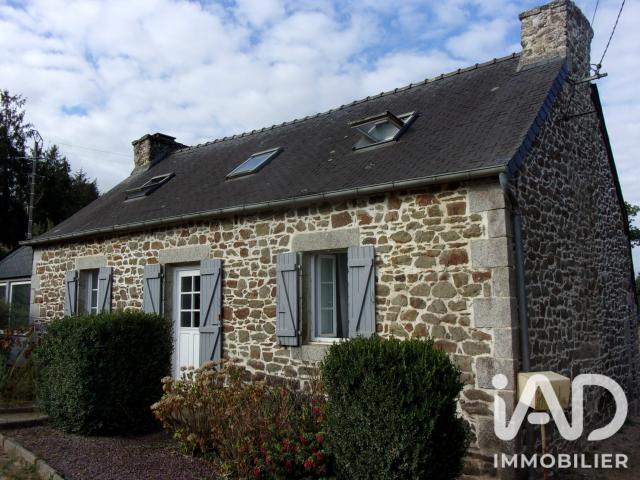 Maison vente à Poullaouen