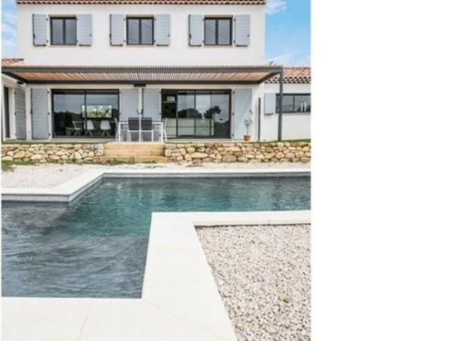 Maison vente à Apt, Cheval-blanc