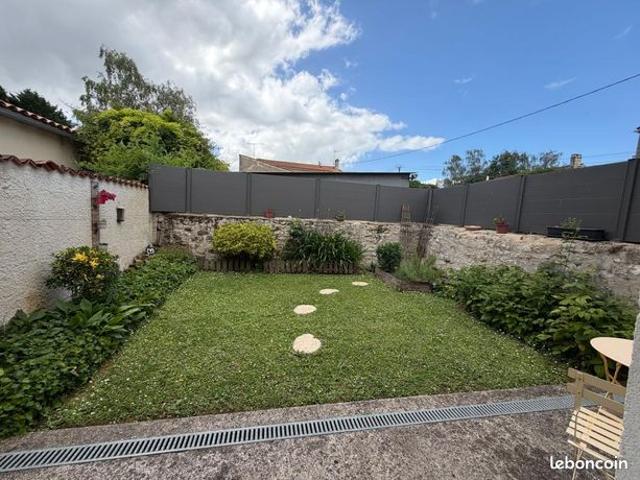 Maison vente à Saintes, Ecoyeux