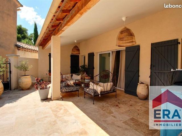 Maison vente à Carpentras, Uchaux