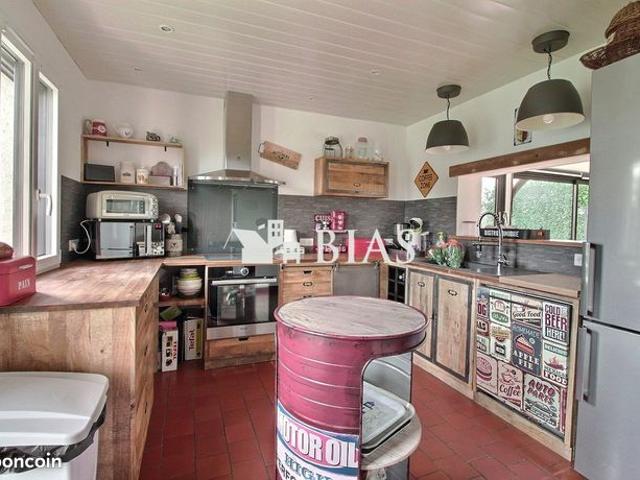 Maison vente à Bernay, Barquet