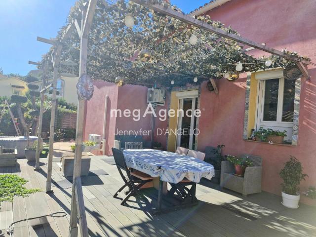 Maison vente à Arrondissement de Toulon, Ollioules
