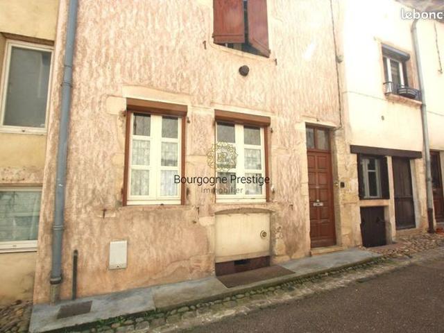 Maison vente à Mâcon, Tournus