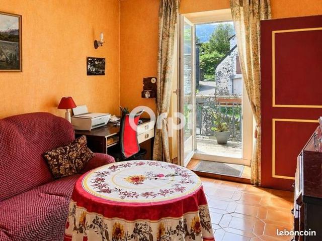 Maison vente à Oloron-Sainte-Marie, Castet
