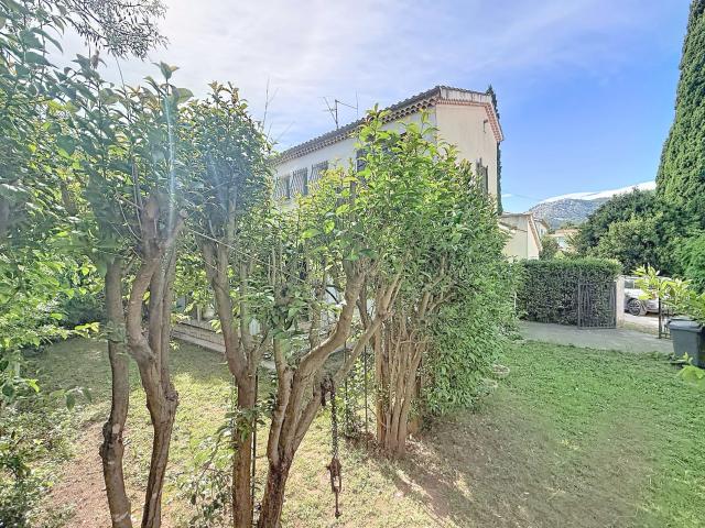 Maison vente à Arrondissement de Toulon, Toulon