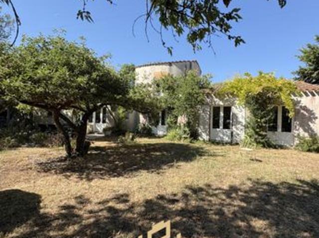 Maison vente à La Rochelle, Clavette