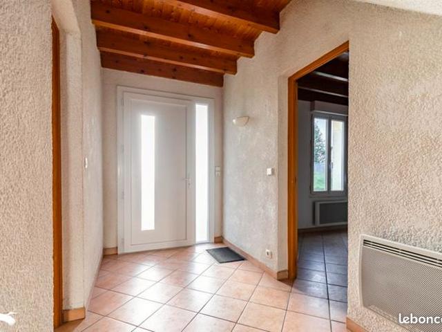Maison vente à Libourne, Les Peintures