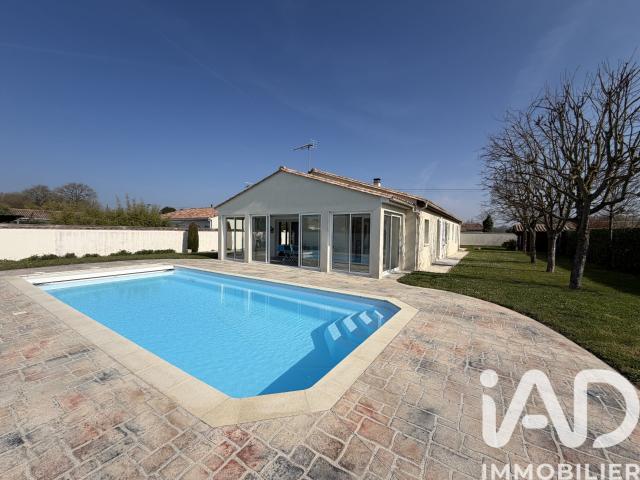 Maison vente à Confolens, Vars