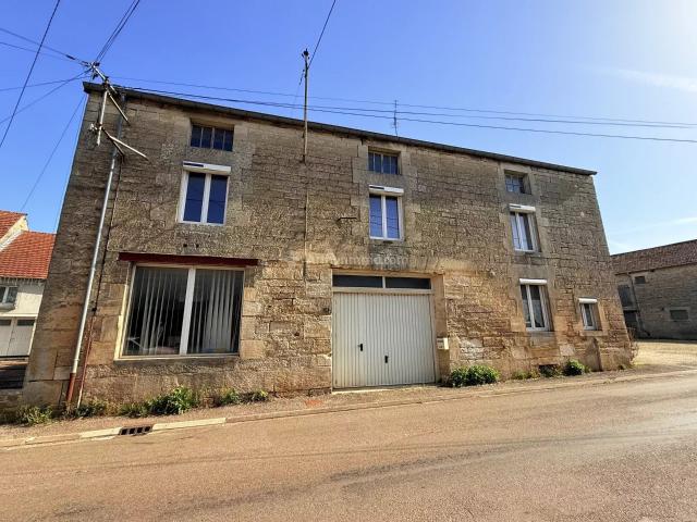 Maison vente à Chaumont, Chalvraines