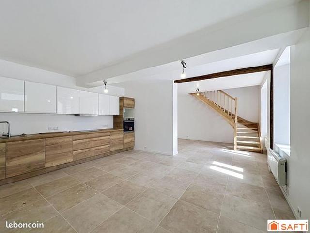 Maison vente à Sens, Dixmont