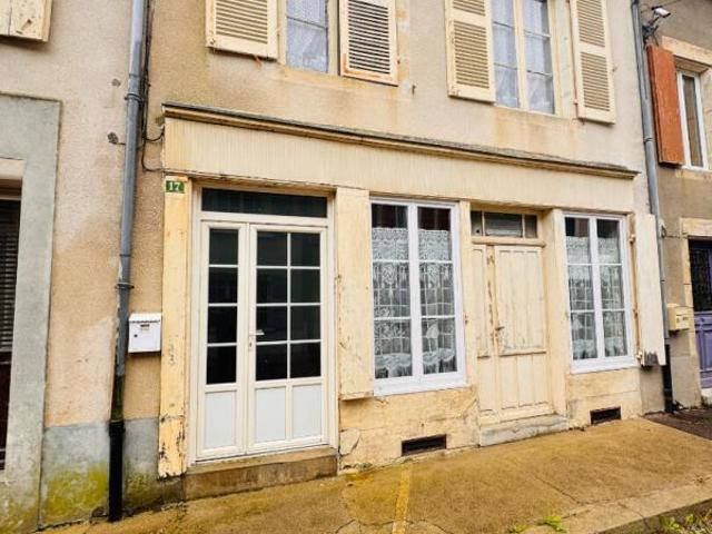 Maison vente à Nevers, Saint-saulge