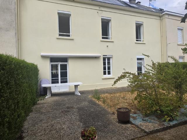 Maison vente à Château-Gontier, Meslay-du-maine