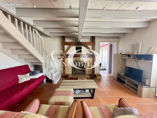 Maison vente à Bourg-en-Bresse, Saint-etienne-du-bois