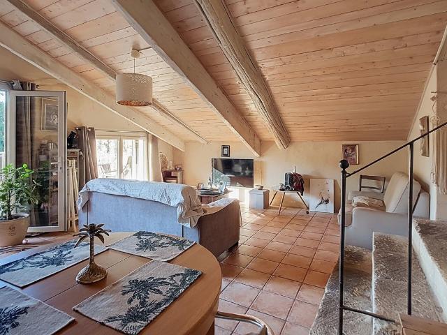 Maison vente à Nîmes, Montfrin