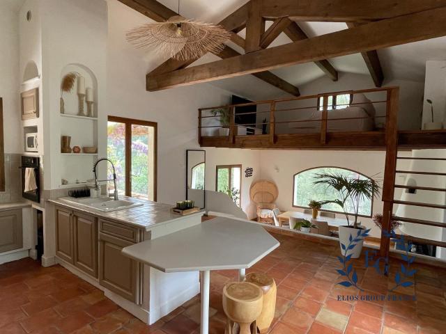 Maison vente à Arrondissement de Toulon, Évenos