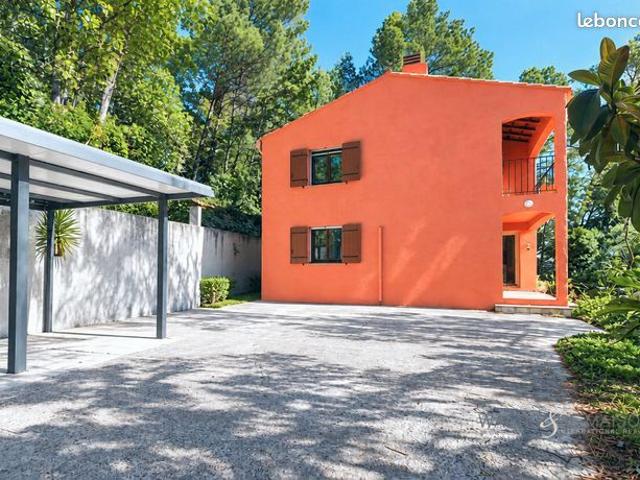 Maison vente à Arrondissement de Toulon, Belgentier