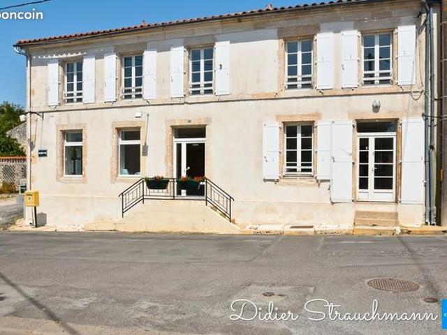Maison vente à Ardillières