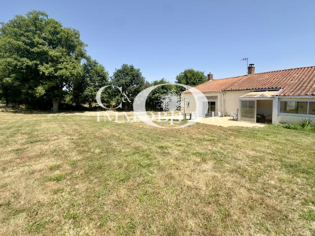 Maison vente à La Roche-sur-Yon, Saint-etienne-du-bois