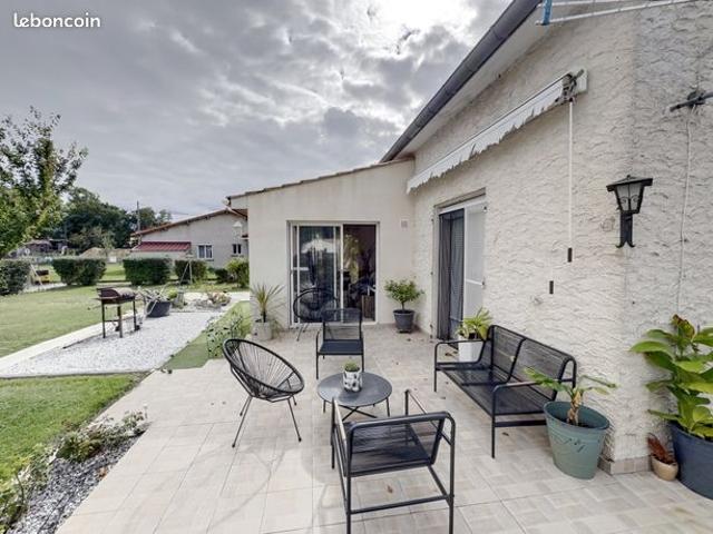 Maison vente à Castres, Sémalens