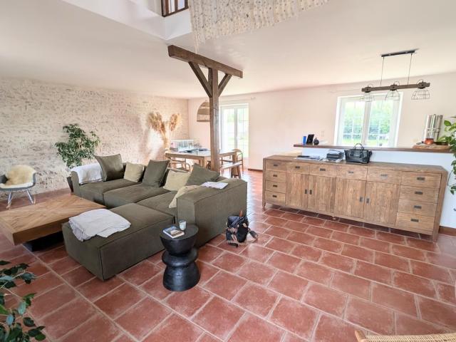 Maison location à Civry, Villemaury