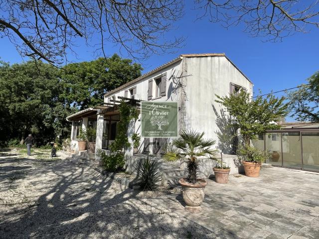 Maison vente à Arles, Tarascon