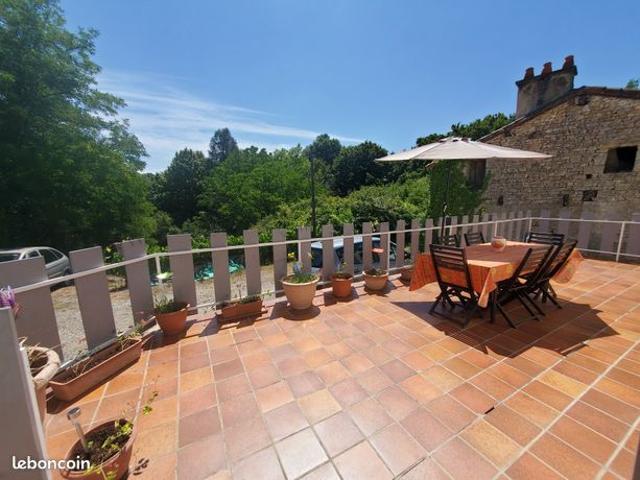 Maison vente à Montmorillon, Payroux