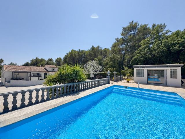 Maison vente à Arrondissement de Toulon, Évenos