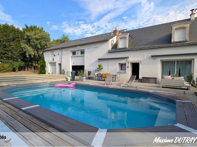 Maison vente à Tours, Monnaie