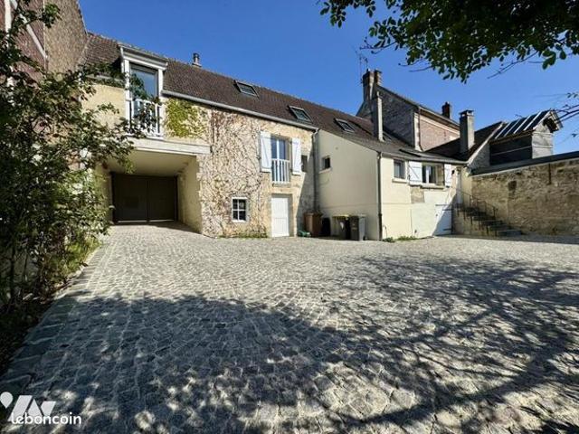 Maison vente à Senlis, Fleurines