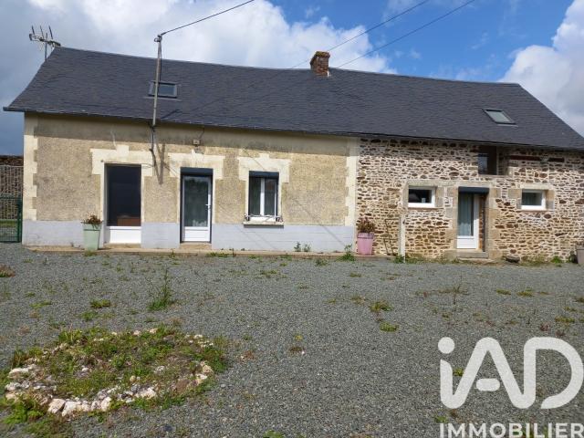 Maison vente à Mayenne, Courcité