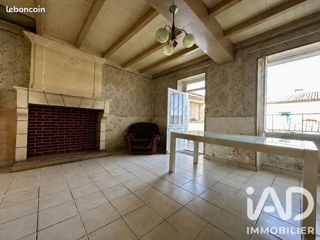 Maison vente à Saint-Jean-d'Angély, Les Nouillers