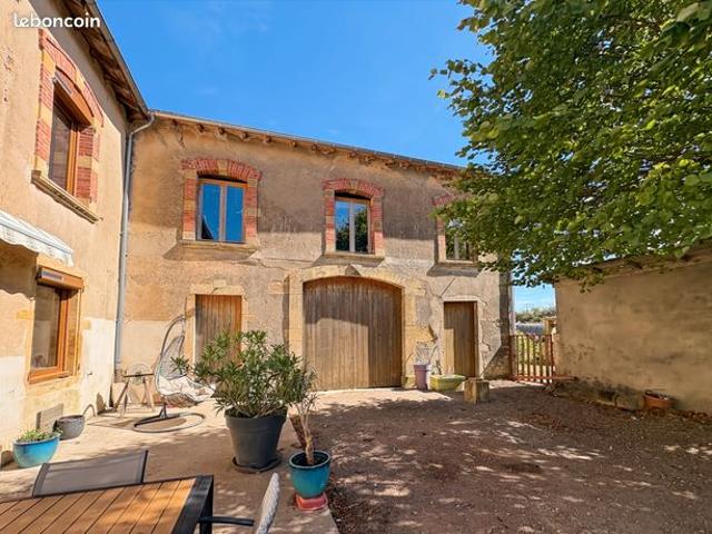 Maison vente à Charolles, Fleury-la-montagne