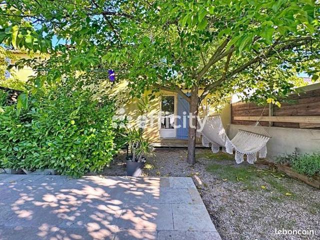 Maison vente à Aix-en-Provence, Saint-cannat
