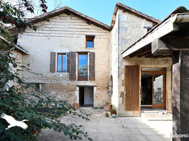 Maison vente à Largentière, Saint-martial