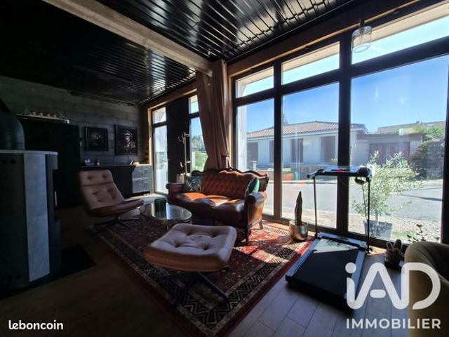 Maison vente à Nontron, Piégut-pluviers