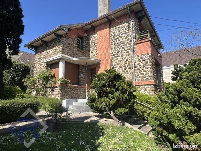 Maison vente à Dreux, Montreuil