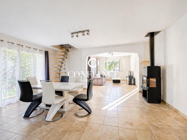 Maison vente à Nice, Pierrefeu