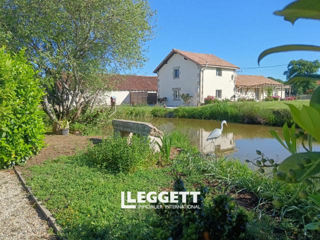 Maison vente à Confolens, Epenède