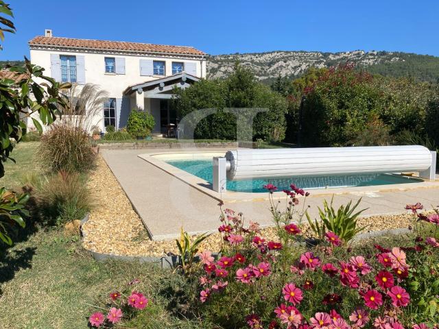 Maison vente à Carpentras, Beaumes-de-venise