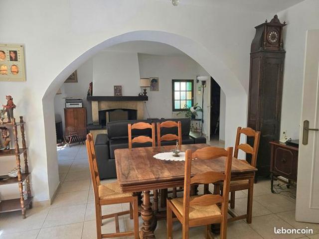 Maison vente à Marseille, Saint-savournin