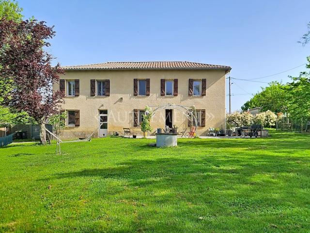 Maison vente à Castres, Giroussens