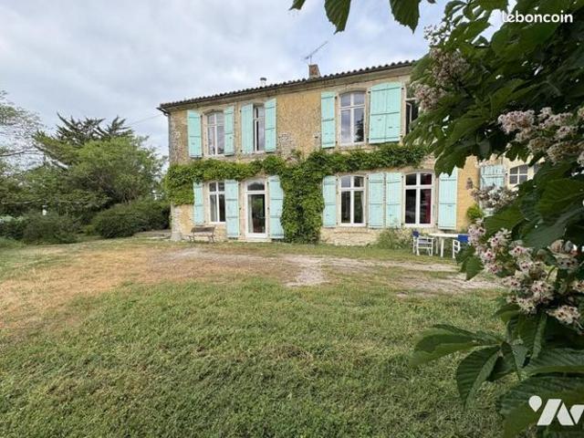 Maison vente à Rochefort, Saint-saturnin-du-bois