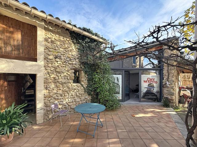 Maison vente à Carpentras, Uchaux