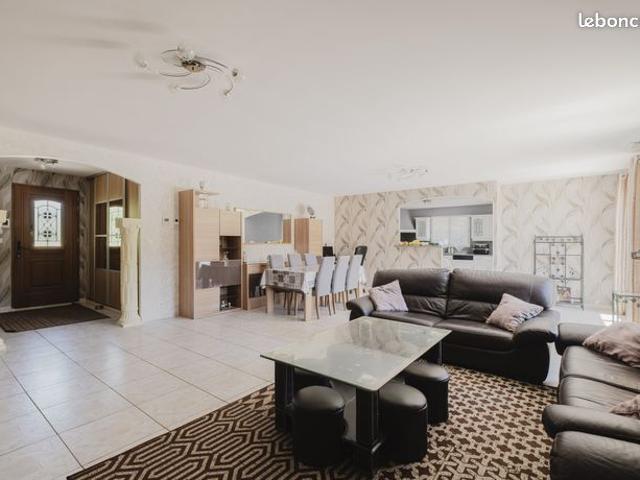 Maison vente à Sens, Noé