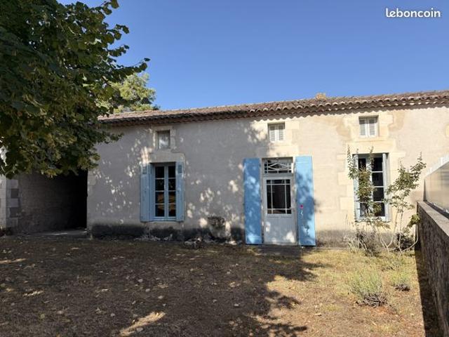 Maison vente à Saintes, Arces