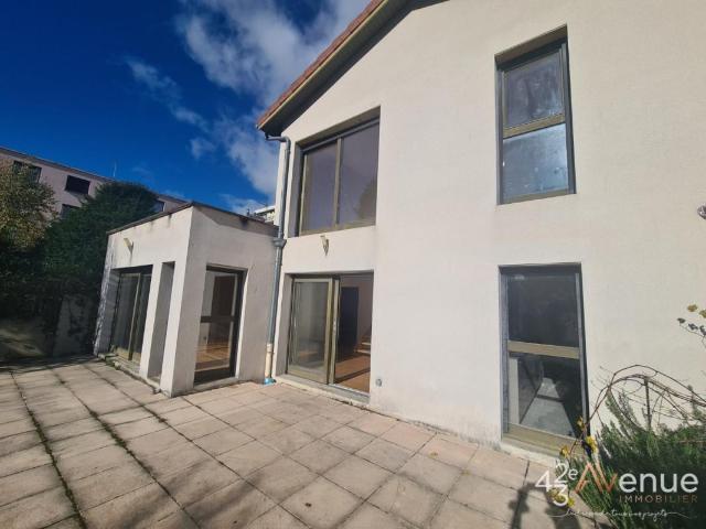 Maison vente à France métropolitaine, Saint-etienne