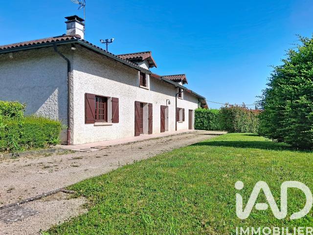 Maison vente à Bourg-en-Bresse, Saint-etienne-du-bois