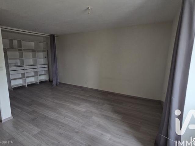 Maison vente à Confolens, Etagnac