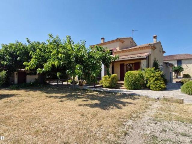 Maison vente à Nîmes, Domazan